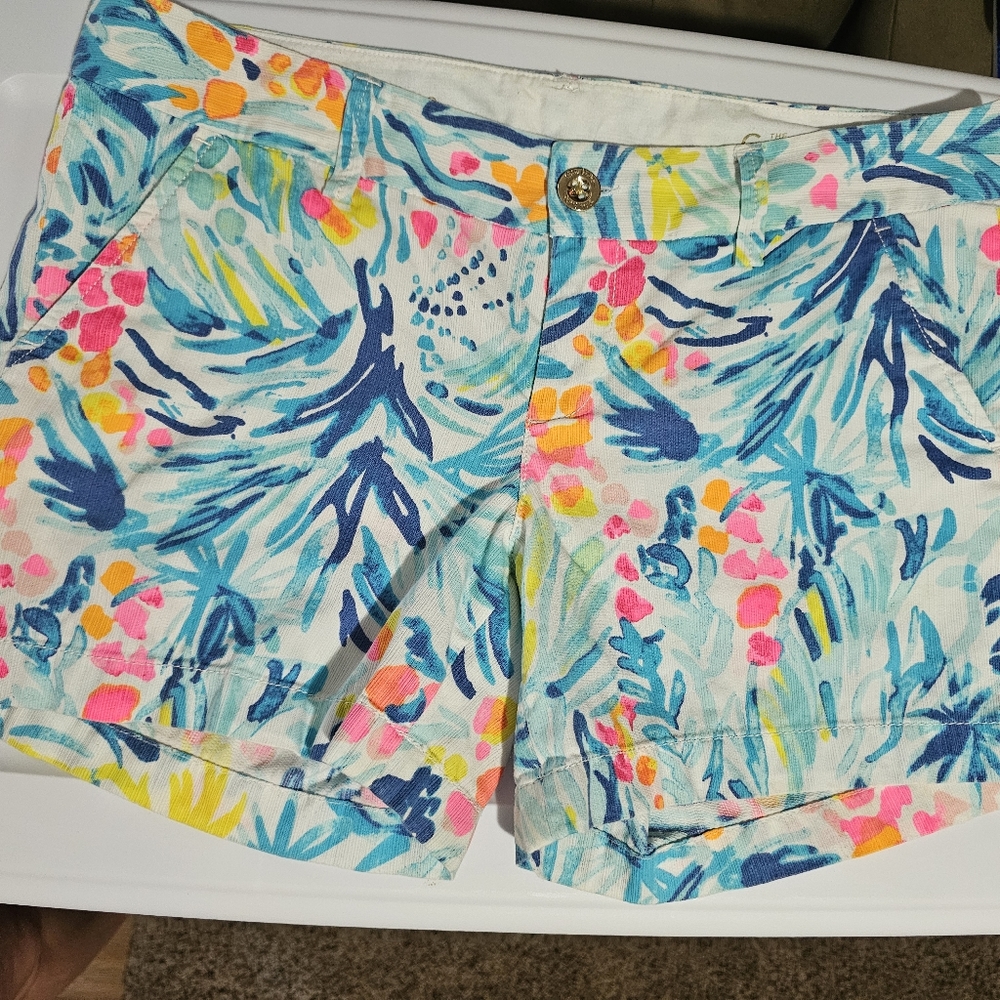Lilly Pulitzer Callahan shorts in Serene Blue Tippy Top